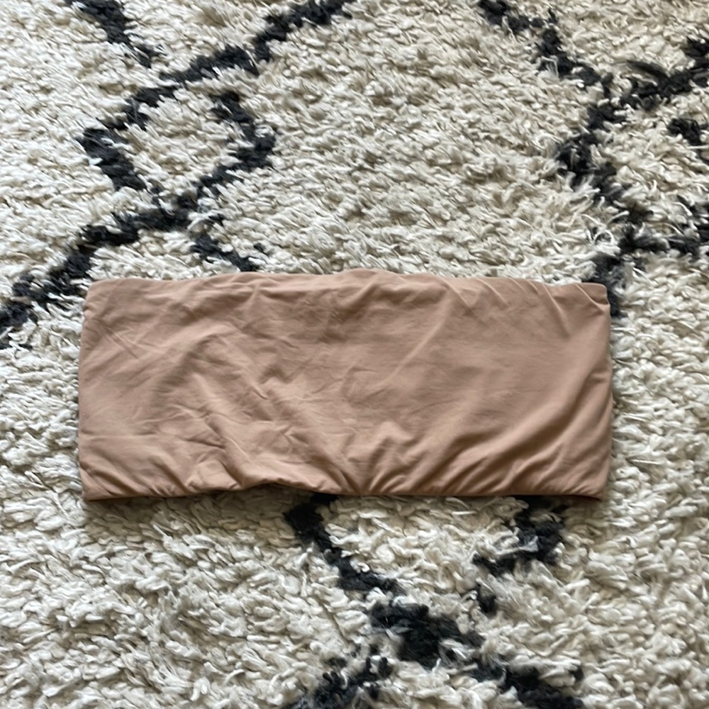 SKIMS Fits Everyone Bandeau Bra in Sienna size L